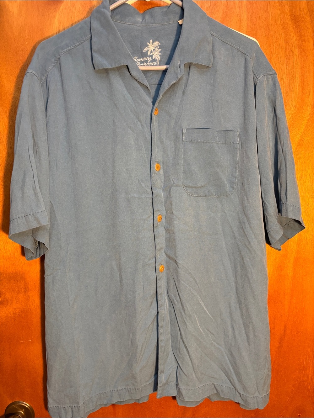 Tommy Bahama 100% silk Short-Sleeve Button-Up Shirt